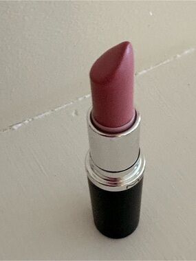 Pink Peppermint Lilac cool Pink Satin Lipstick - Classic Hydrating Formula